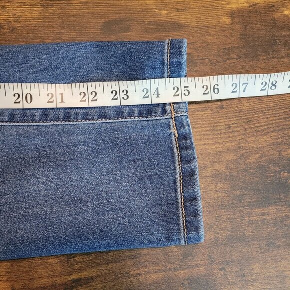 Chico's Jeans Womens Chico's Size 1= 8 Slimming Girlfriend Crop Tummy Control - Picture 9 of 11